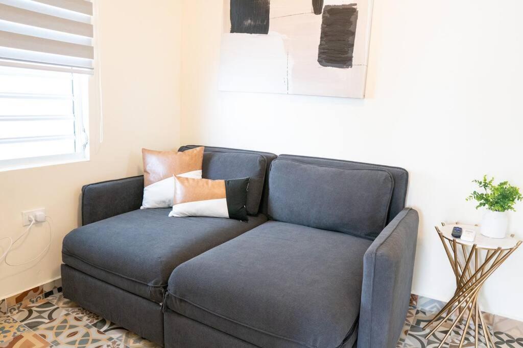 Comfy & Bright Apt @ Calle Loiza - Walk To Beach / Calle Loiza Abajo -N Apartment Сан Хуан Екстериор снимка